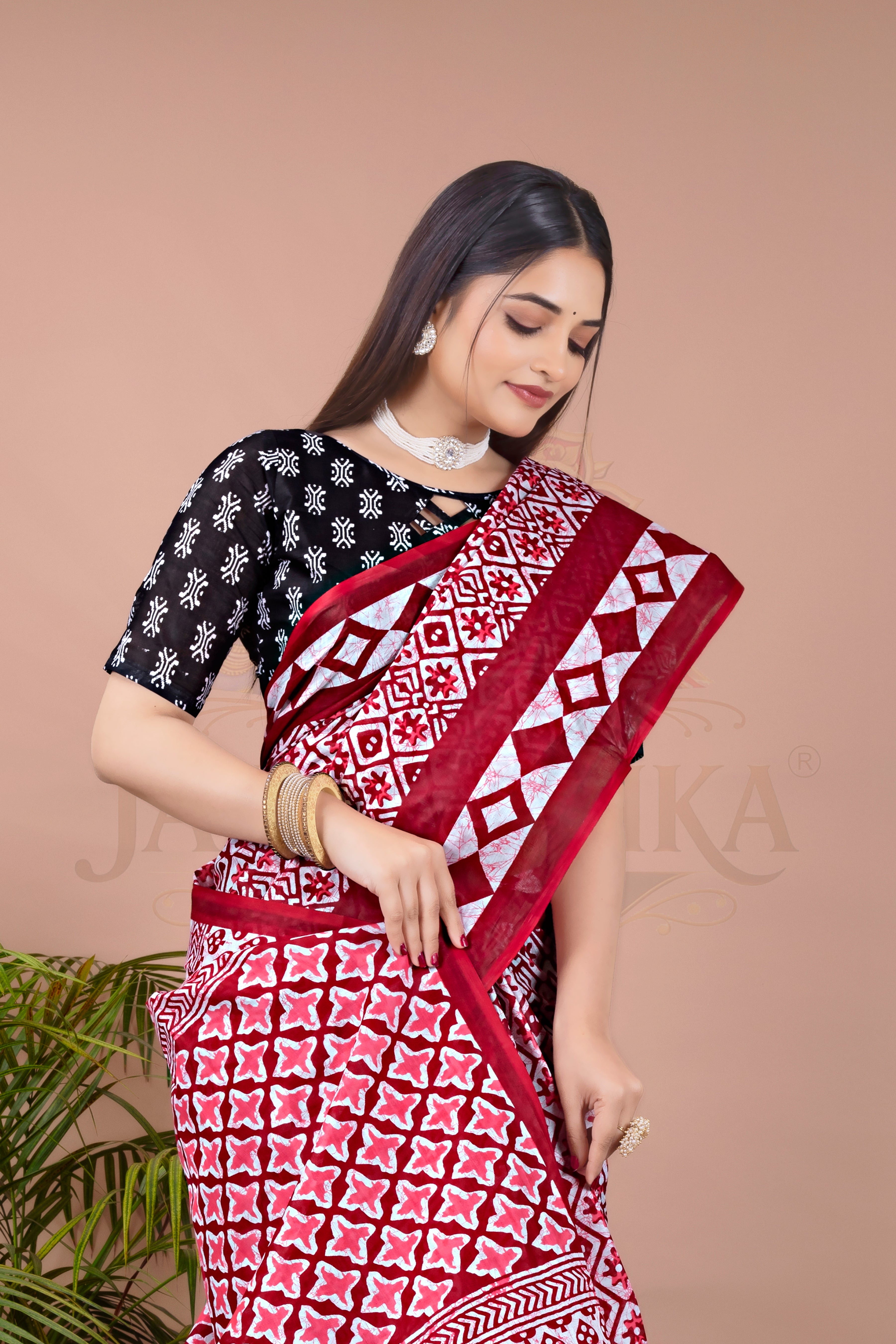 Red White Printed Cotton Saree
