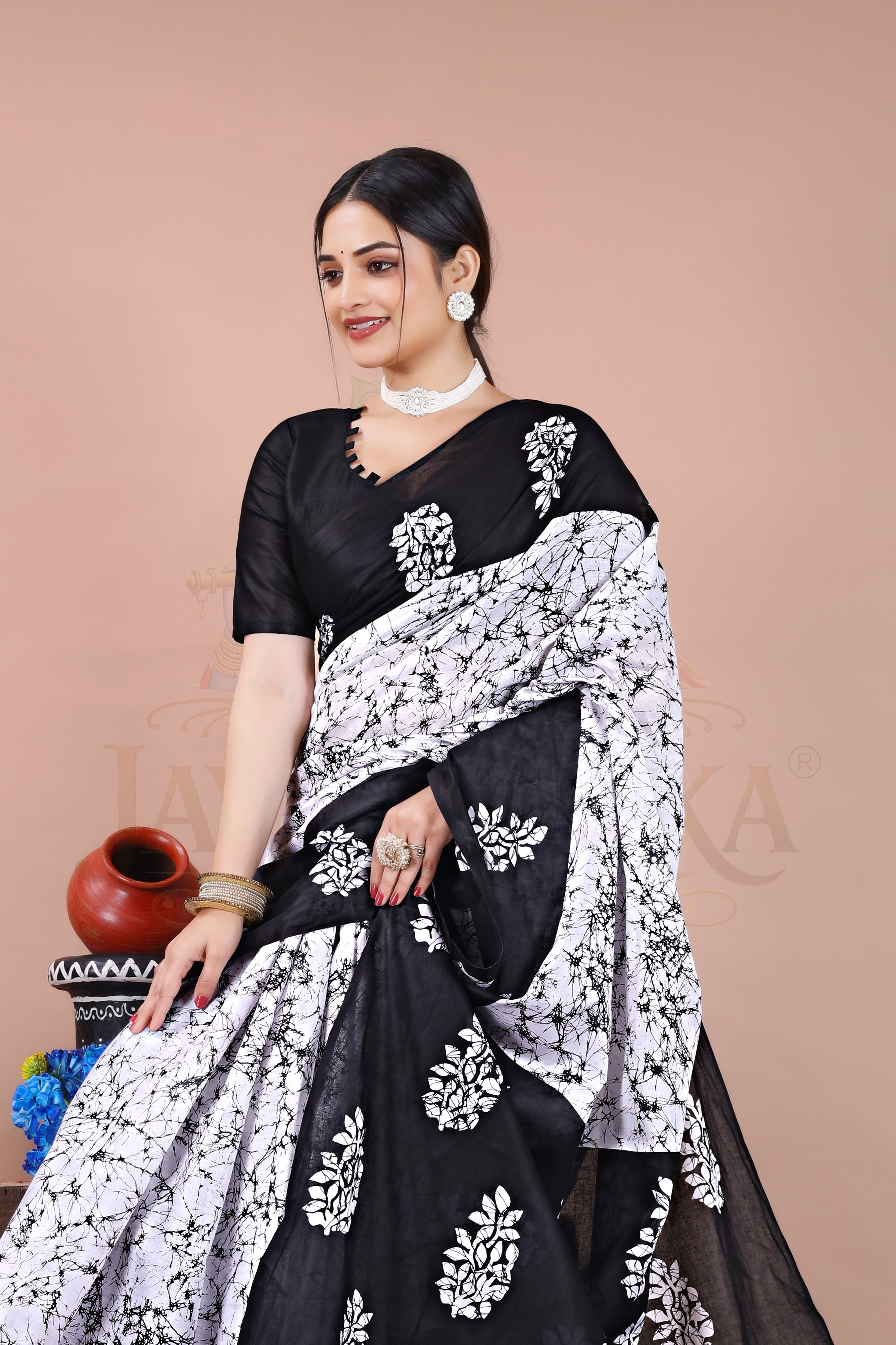 Black White Batik Printed Cotton Saree