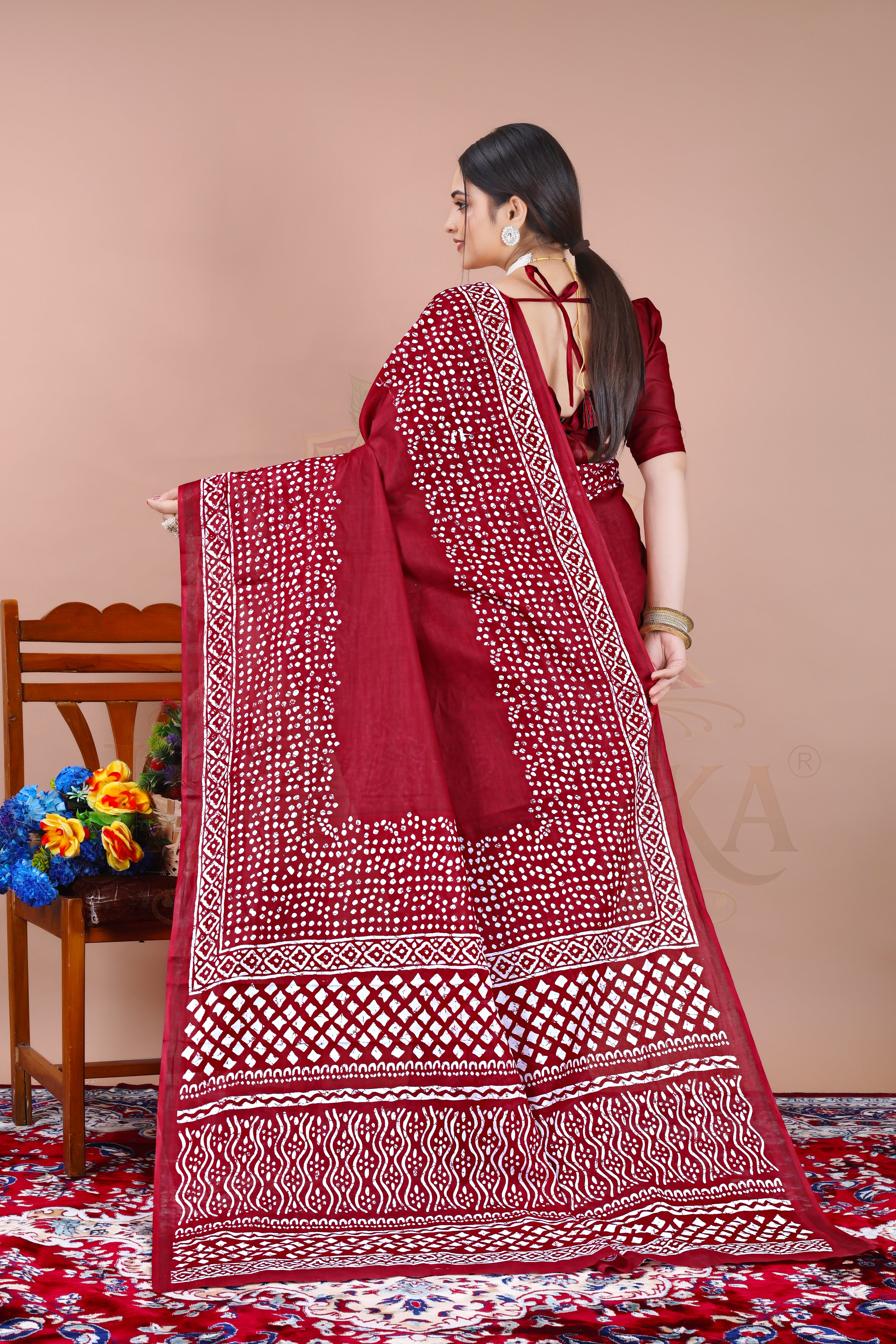 Maroon Dotted Cotton Printed Saree Jay Radhika Textile